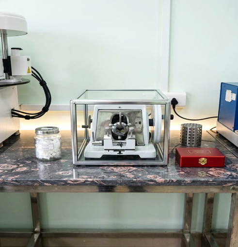 Rotatory Microtome